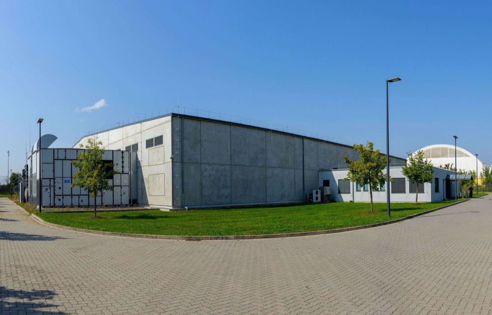 Rack des BORDONARO-Enterprise-Labs im Datacenter Rhein-Neckar II
